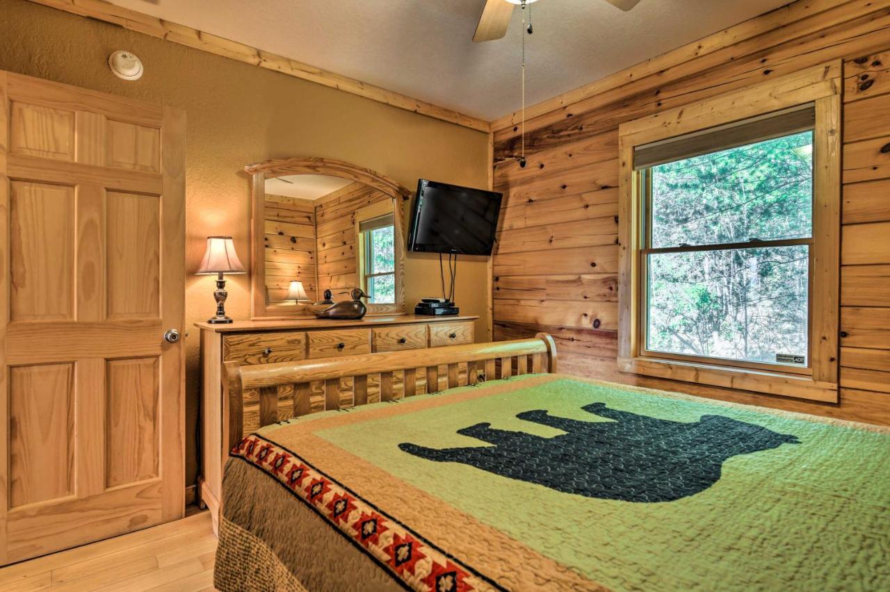 Bryson City Cabin Rental With Views And Hot Tub Экстерьер фото